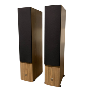 Dali Rubicon 8 Floorstanding Speakers — Walnut