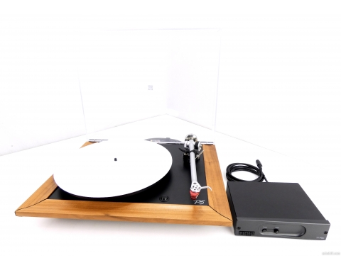 Rega P5